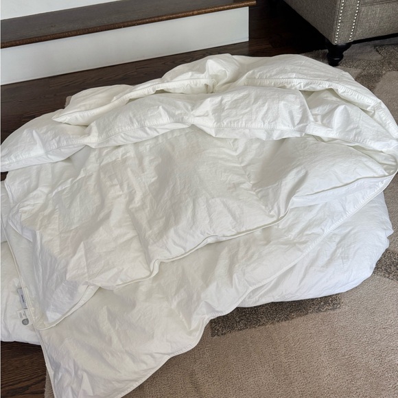 Brooklinen Down Alternative Comforter - Picture 5 of 10